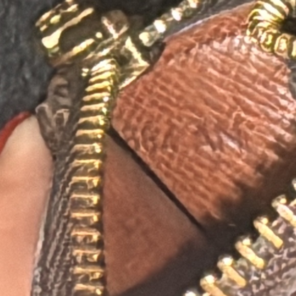 RARE Style Vintage Louis Vuitton Key Cles, EUC - Picture 8 of 15